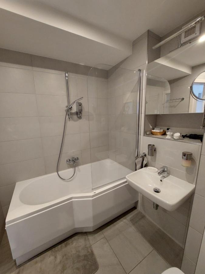 Emily Apartment Kosice Luaran gambar
